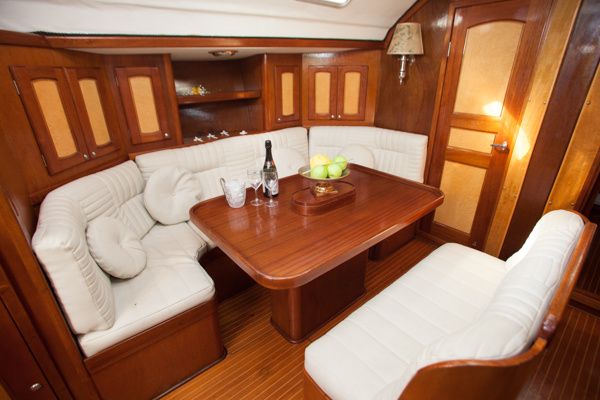 Custom Built 52 | Paraschos