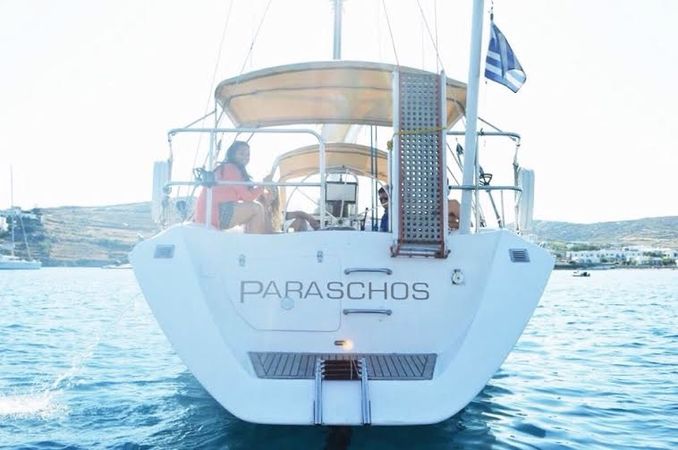 Custom Built 52 | Paraschos