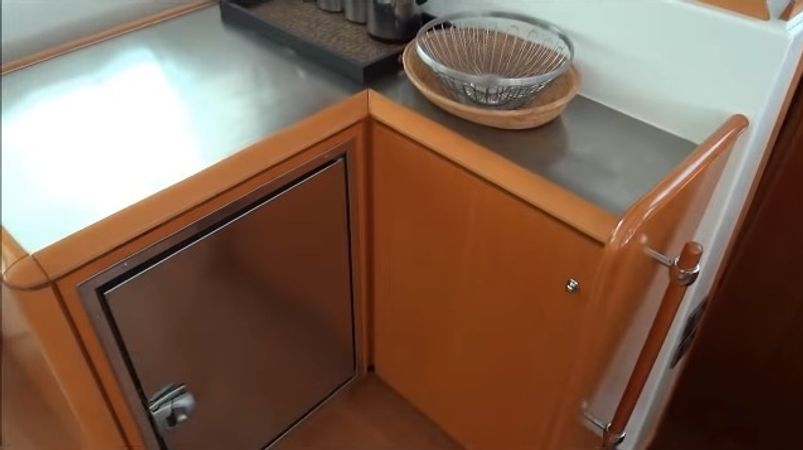 Lagoon 500 | Marathounta