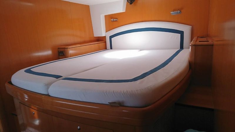 Lagoon 500 | Marathounta