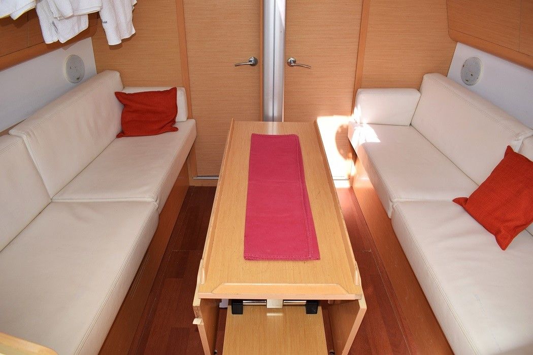 Beneteau First 35 | Nike