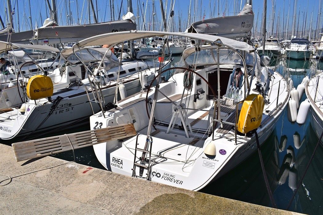 Beneteau First 35 | Rhea