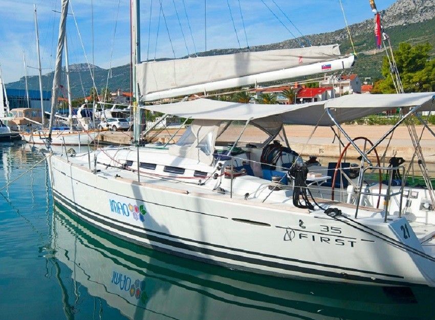 Beneteau First 35 | Psyche