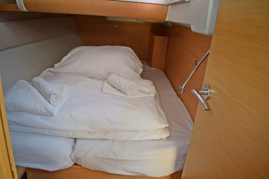 Beneteau First 45 | Urania