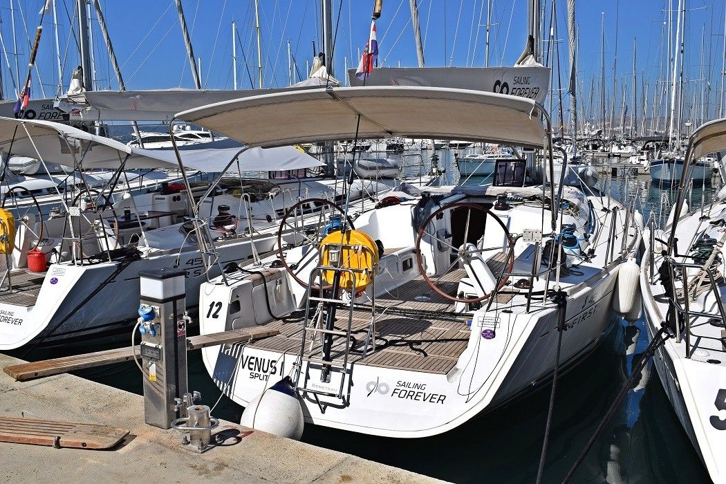 Beneteau First 45 | Venus