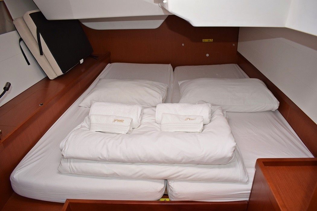 Beneteau Oceanis 48 | Harpia