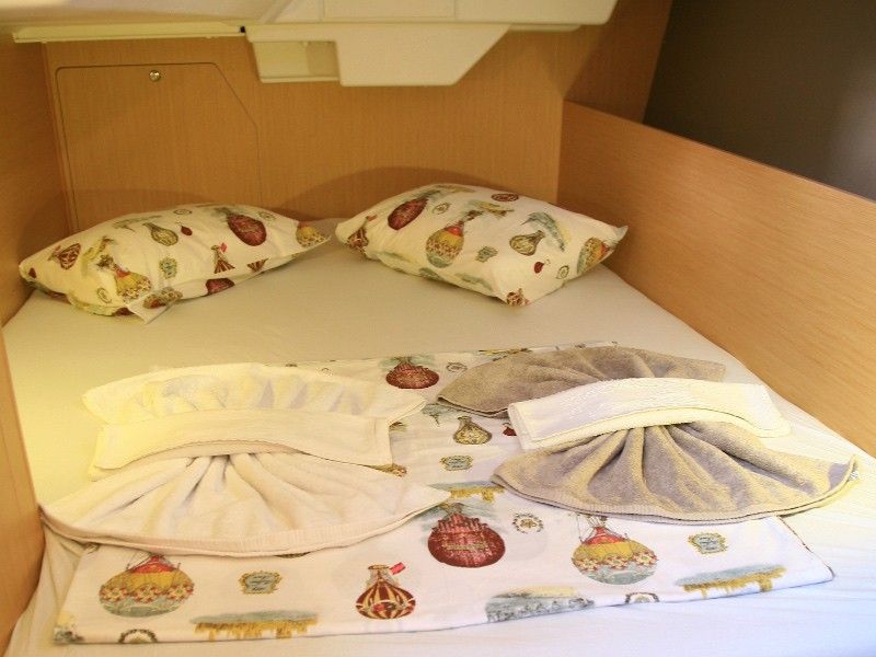 Beneteau Oceanis 38 | Ada