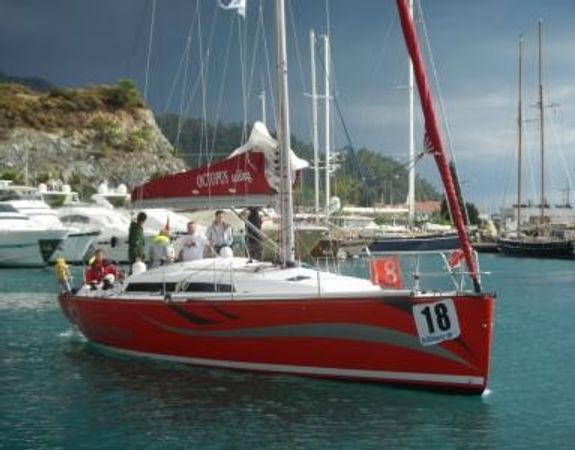 Salona 41 | Red Scorpion