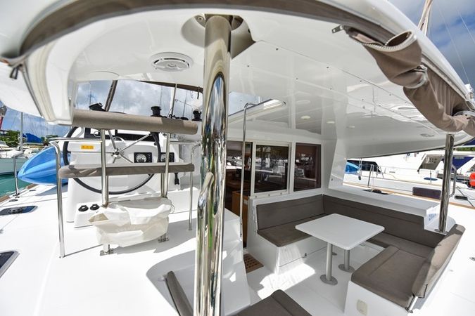 Lagoon 400 S2 | Emilio