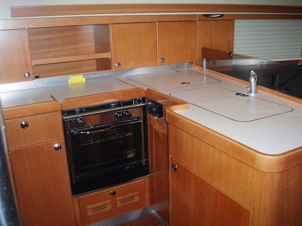 Elan 384 Impression | Artemis