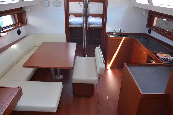 Beneteau Oceanis 48 | Lucy