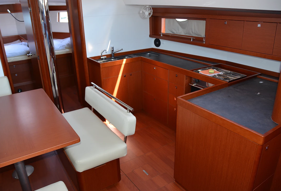 Beneteau Oceanis 48 | Lucy
