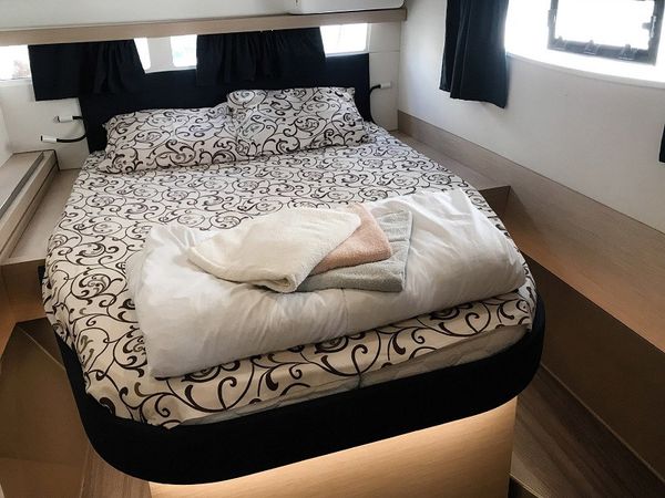 Fountaine Pajot Lucia 40 | Mawimbi