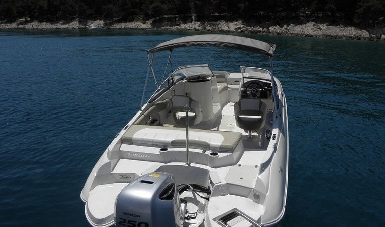 Stingray 234 | Stingray