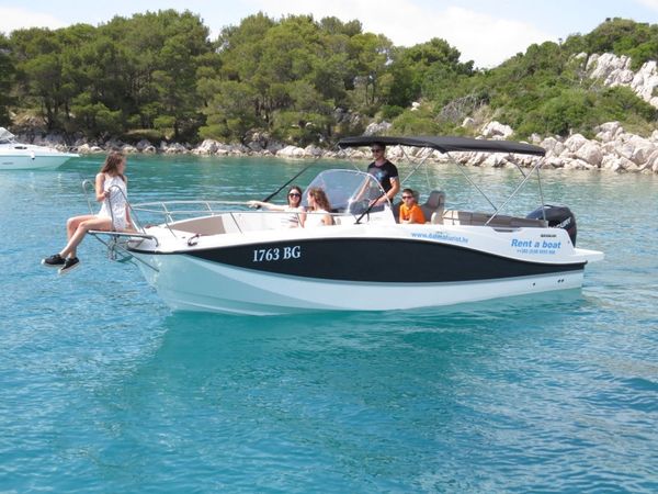 Quicksilver 755 | Quicksilver Activ Open