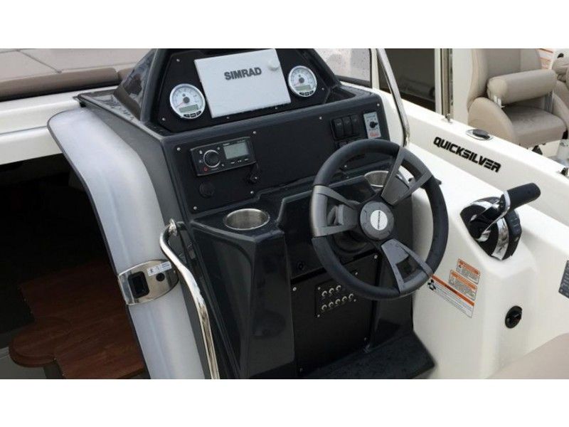 Quicksilver 755 | Quicksilver Activ Open