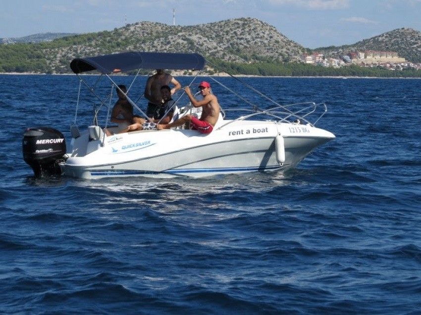 Quicksilver 555 | Quicksilver Commander 1