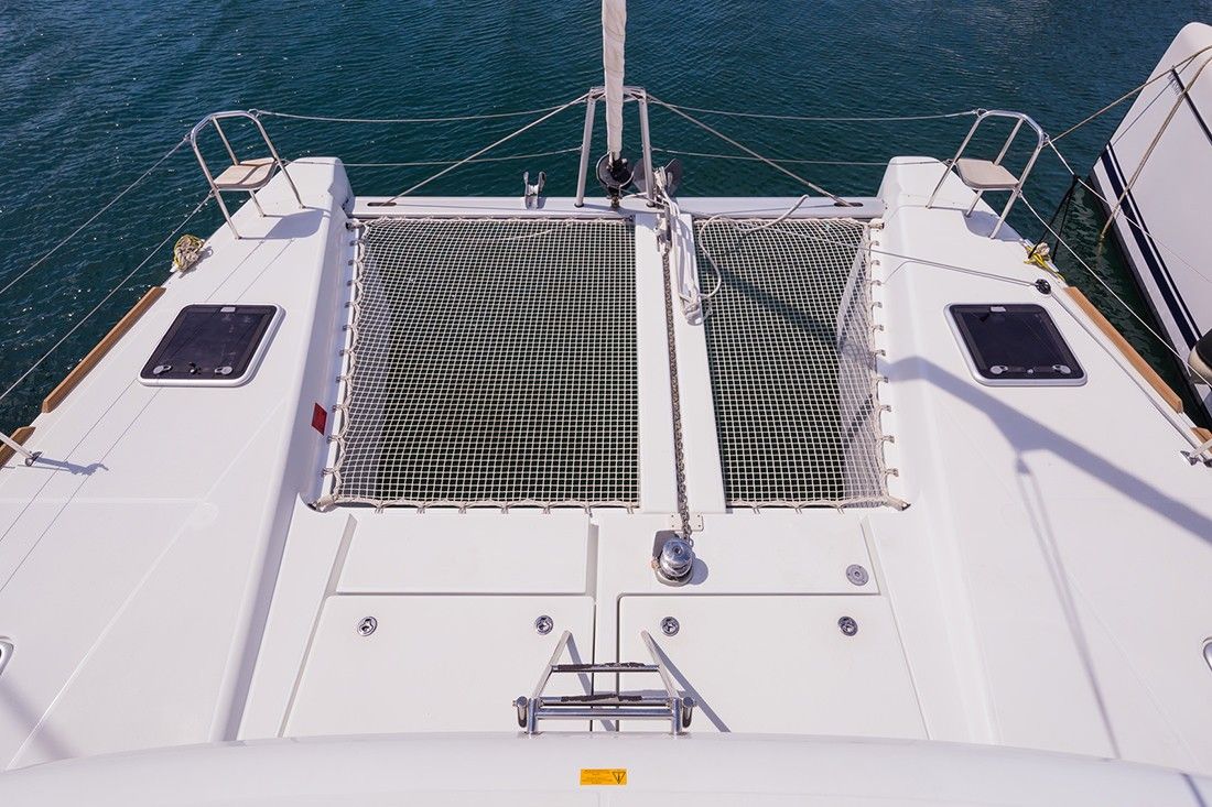 Lagoon 39 | Lost Cat