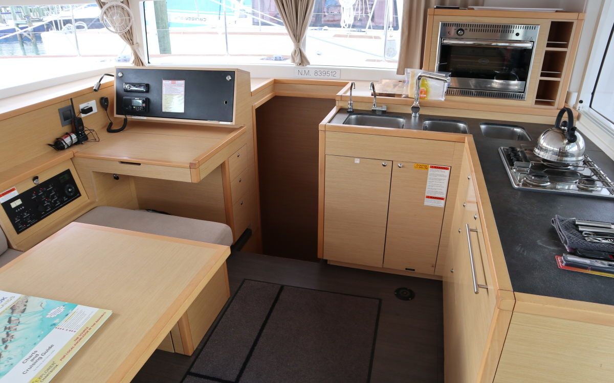 Lagoon 400 S2 | Candela