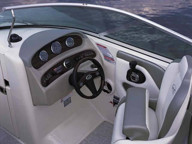 Sea Ray 270 | Sea Ray