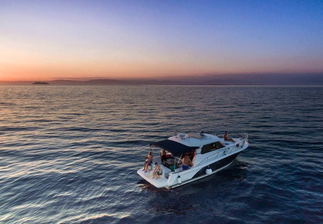 Faeton Moraga 1180 | Anemoessa