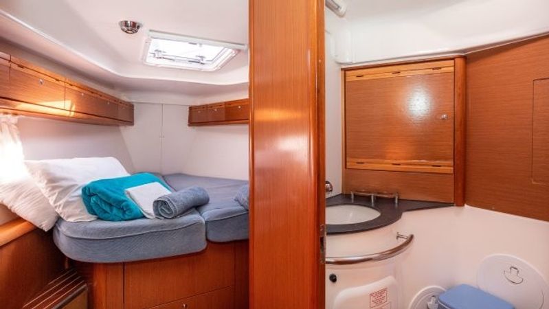 Bavaria Cruiser 40 | Bunny Girl