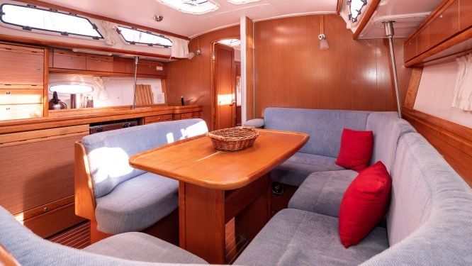 Bavaria Cruiser 40 | Bunny Girl