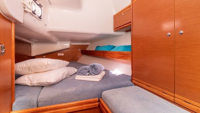 Bavaria Cruiser 40 | Bunny Girl