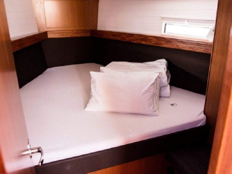 Bavaria Cruiser 37 | Jitterbug