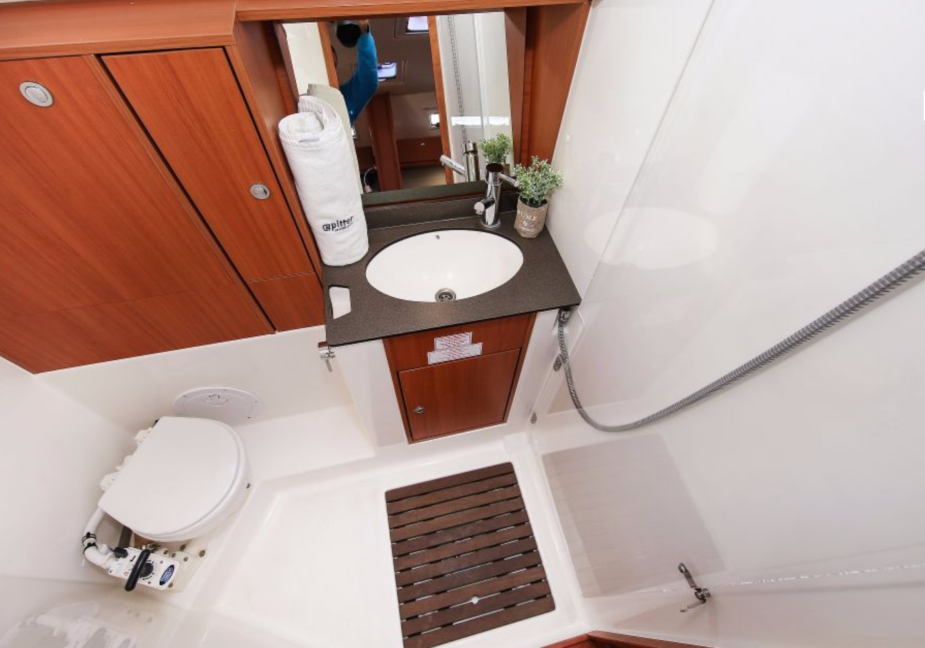Bavaria Cruiser 40 | Ornela