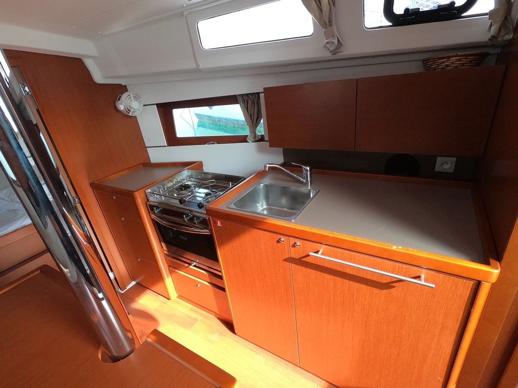 Beneteau Oceanis 35 | Abeona