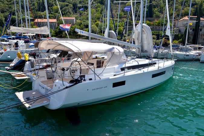 Jeanneau Sun Odyssey 440 | Sigma Kiss