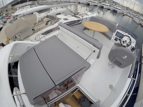 Beneteau Antares 36 | Capricorn
