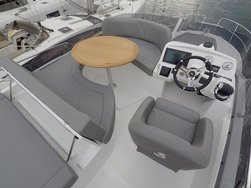 Beneteau Antares 36 | Capricorn