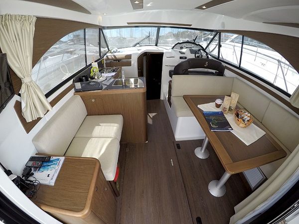Beneteau Antares 36 | Capricorn