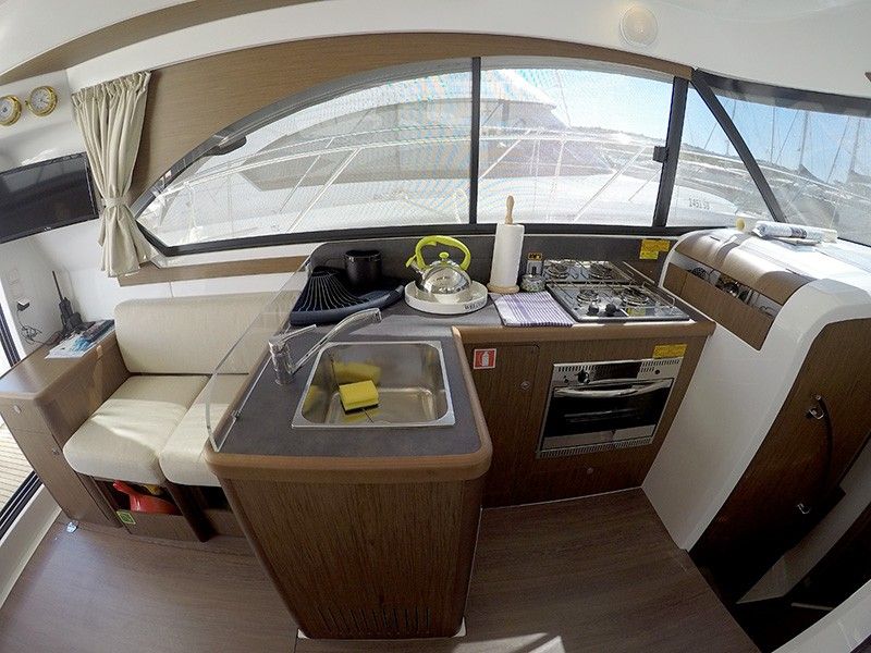 Beneteau Antares 36 | Capricorn