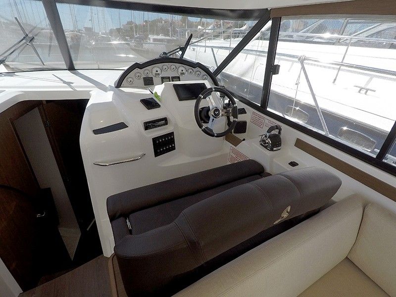 Beneteau Antares 36 | Capricorn