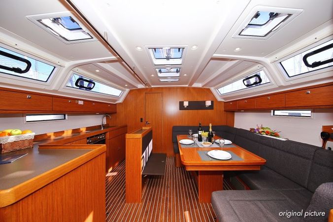 Bavaria Cruiser 46 | Viribus Unitis