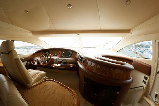 Azimut 68 | Florentia