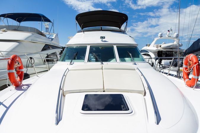 Sea Ray 52 | Voyager