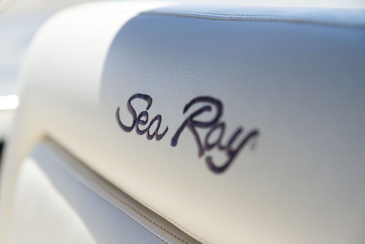 Sea Ray 52 | Voyager