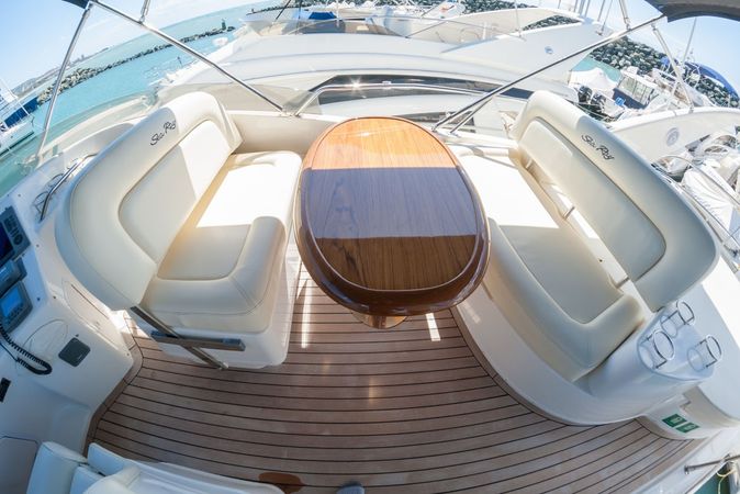 Sea Ray 52 | Voyager