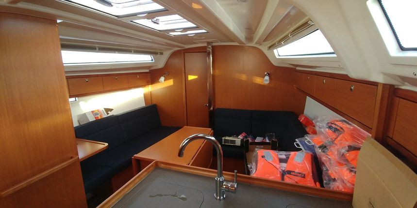 Bavaria Cruiser 37 | Alegria