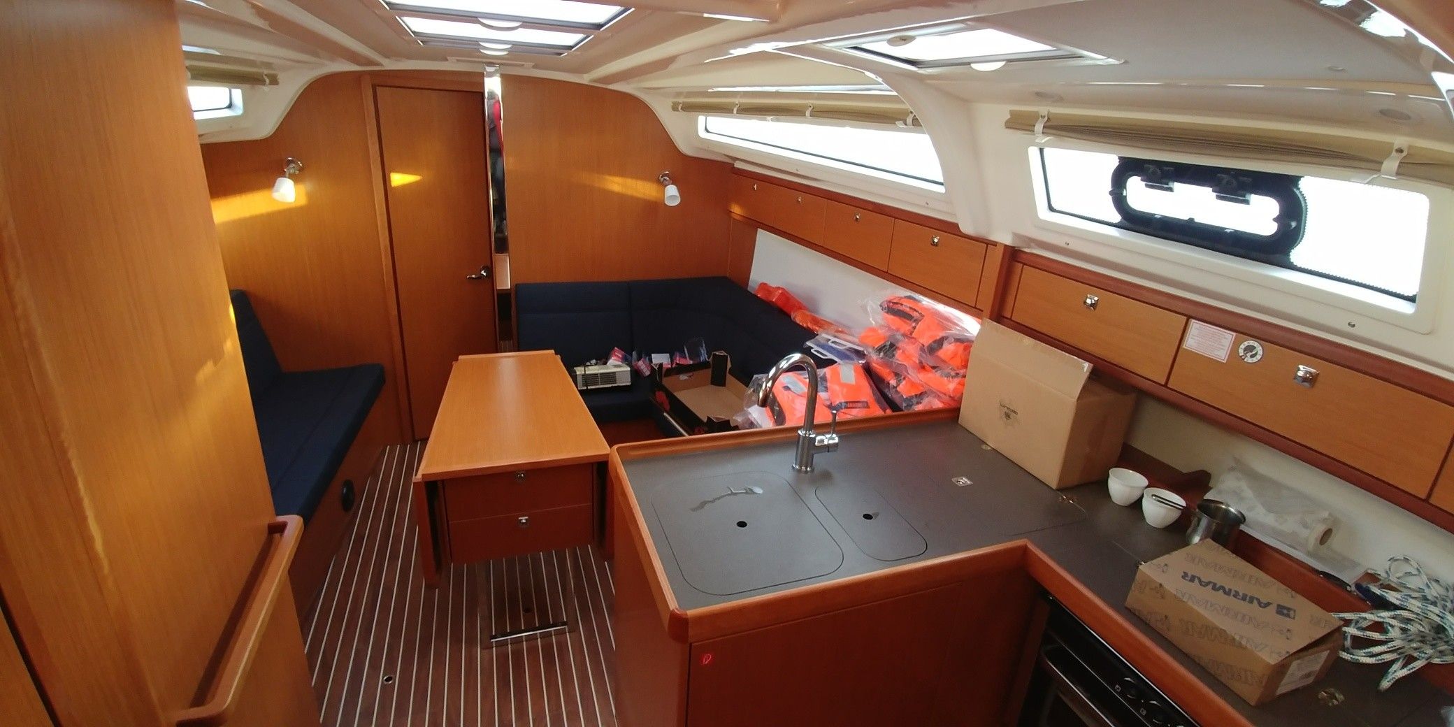 Bavaria Cruiser 37 | Alegria
