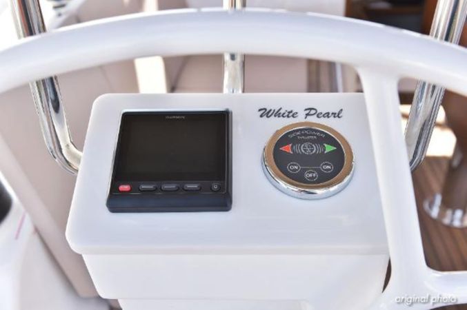 Bavaria Cruiser 37 | White Pearl