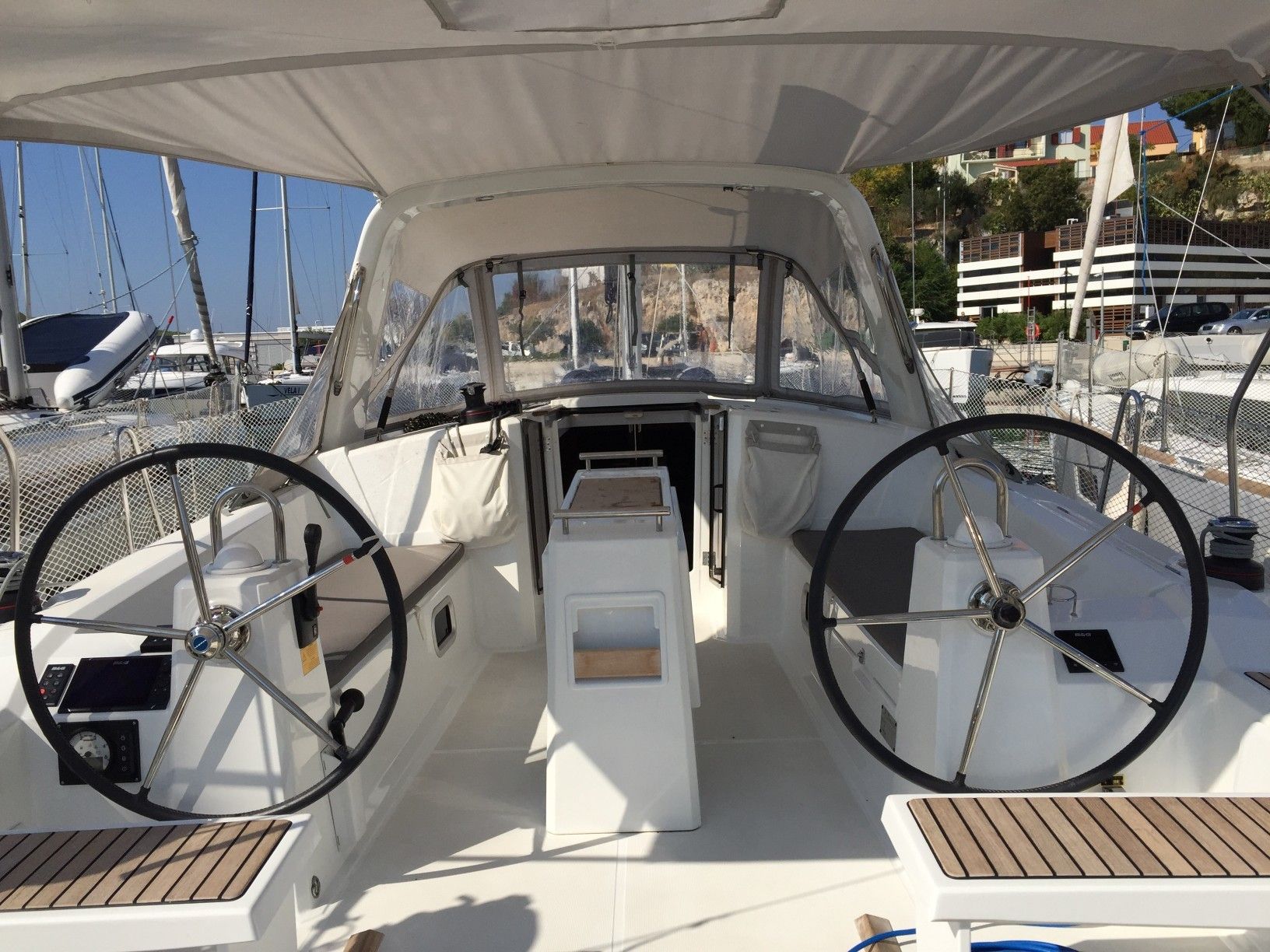 Beneteau Oceanis 38 | Aphrodite