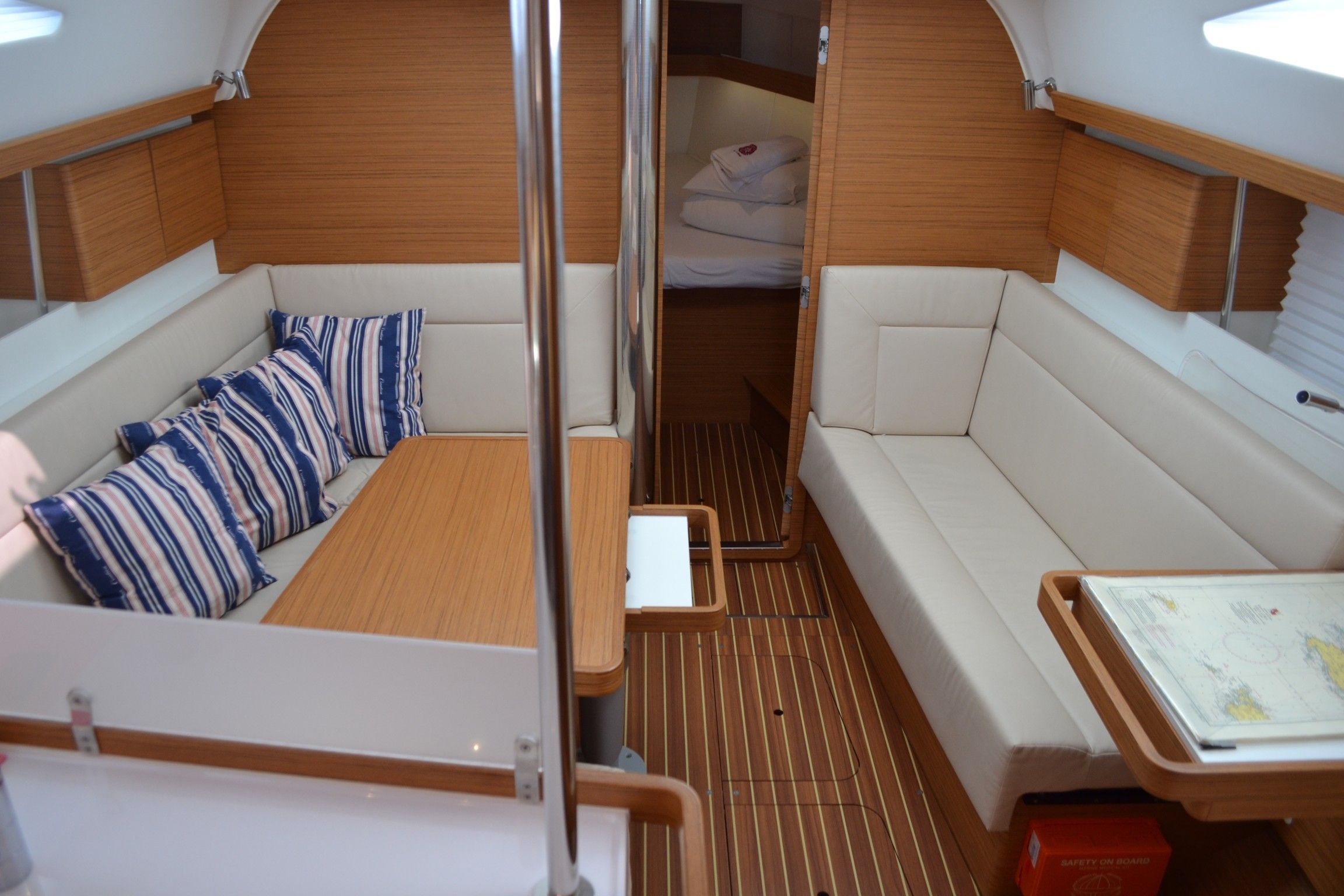 Elan 40 Impression | Google