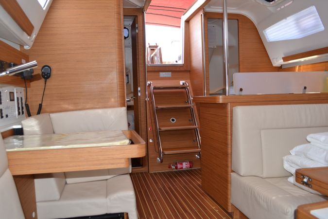 Elan 40 Impression | Google