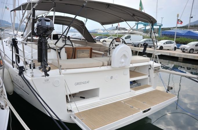 Dufour 520 GL | Greenleaf