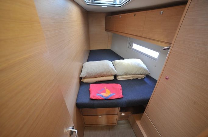 Dufour 520 GL | Greenleaf